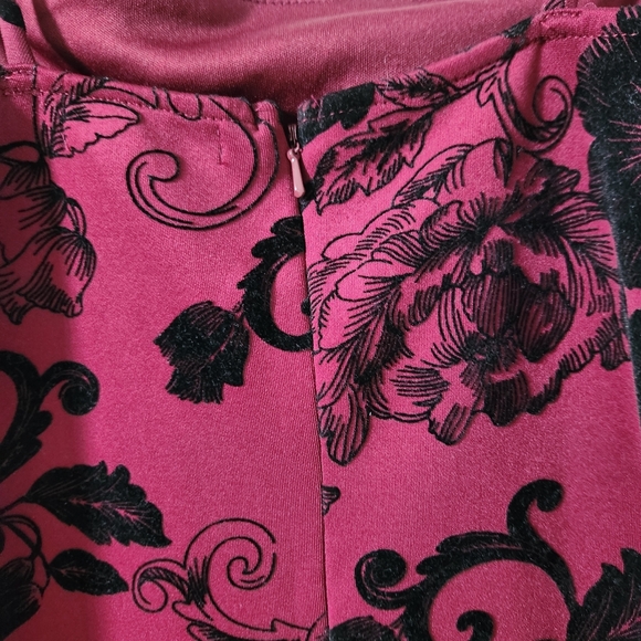 MIND CODE Red floral red burgundy Size L - Picture 5 of 7